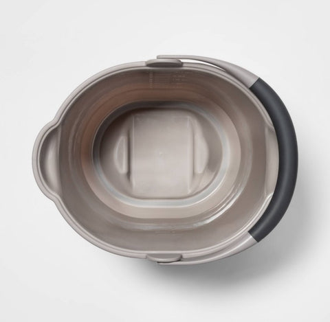 Bucket – 11 quart -Made by Design ￼