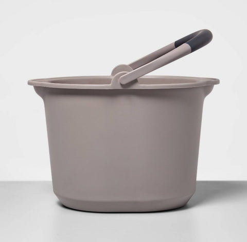 Bucket – 11 quart -Made by Design ￼